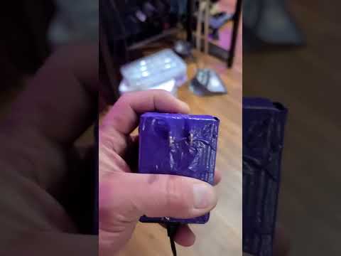INIU 10000mAh Portable Phone Charger / Power Bank as used by Heath Anderson